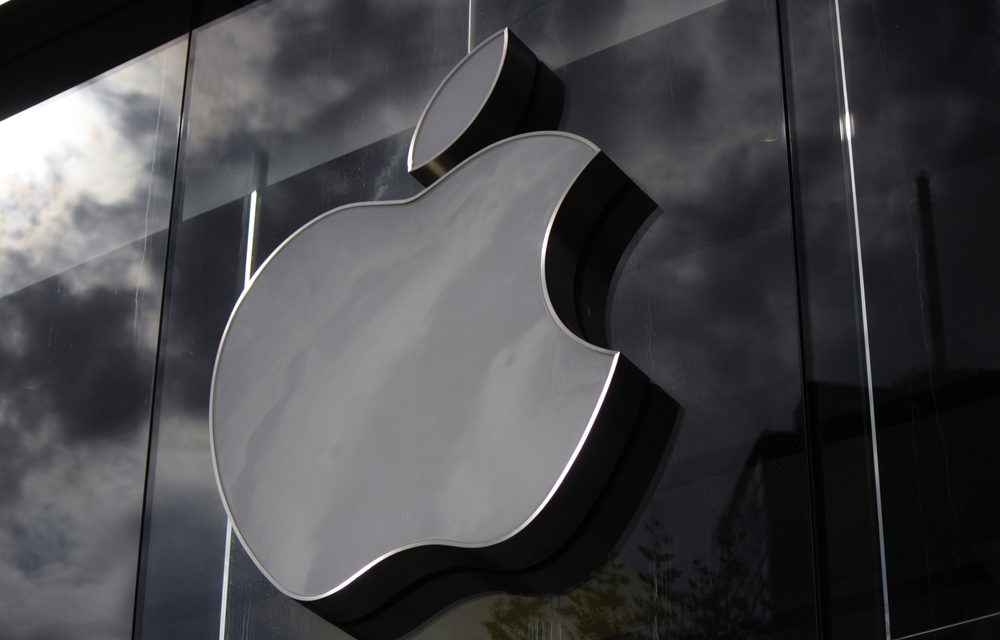 Apple’s Resilience Shines Amid Market Volatility, Inspiring Investor Confidence