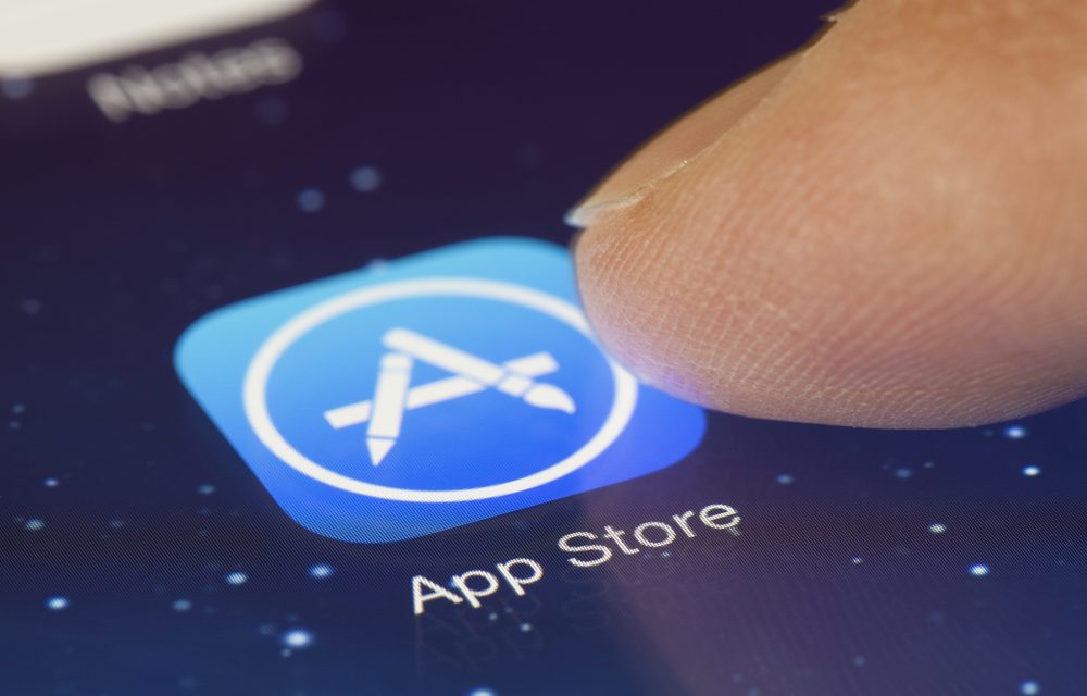 Goodbye App Store: Apple Finally Allows App Downloads from Third-Party Sites in the EU