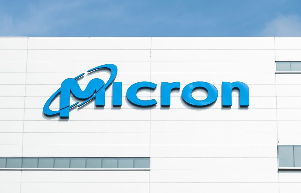 AI Bubble Bursts? Micron Shares Dive Amid High Expectations