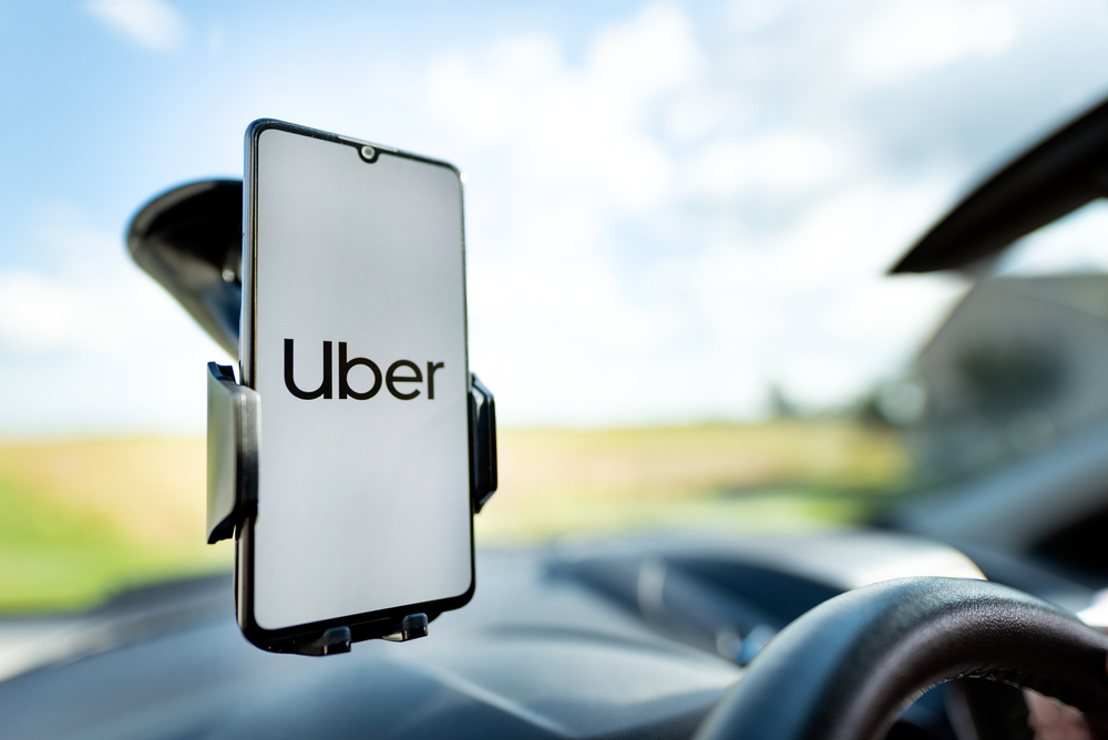 Ride-Hailing Giant Uber Considers Expanding Its Empire with Expedia Purchase